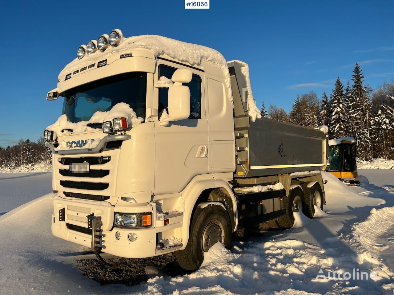 самосвал Scania R580