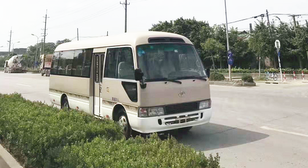 школьный автобус TOYOTA Coaster