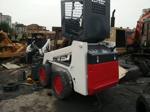 мини-погрузчик BOBCAT S150
